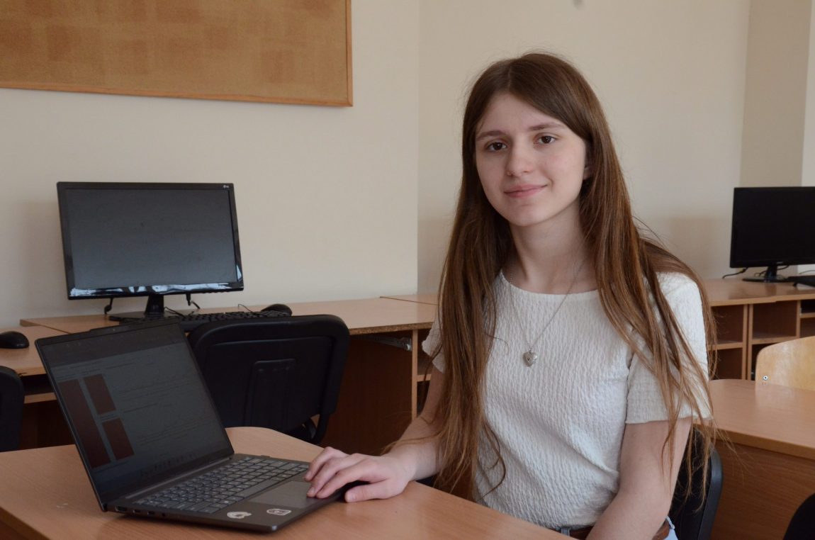 Марія Бондаренко здобула перемогу у конкурсі-захисті Мала академія наук України!